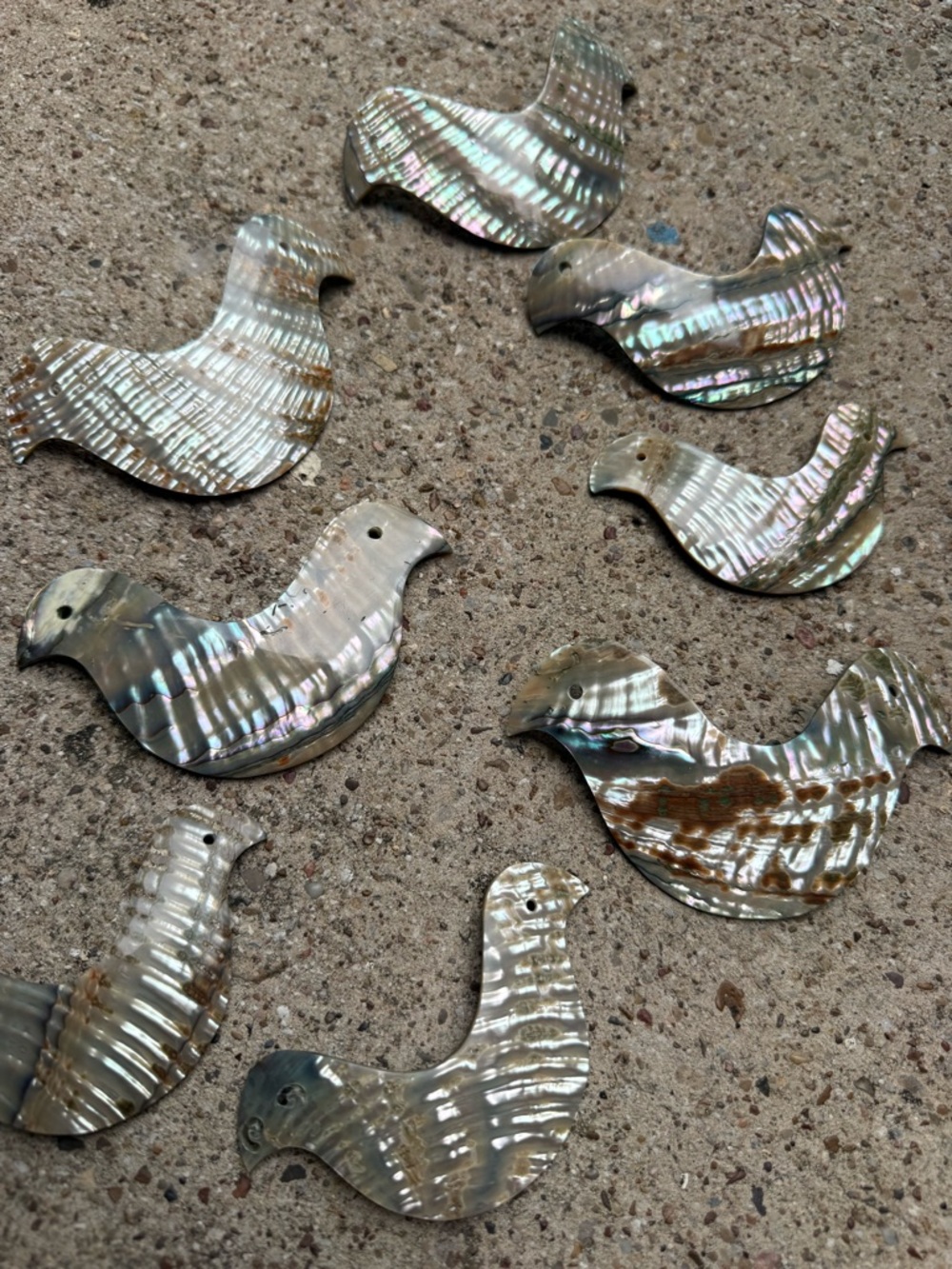 Iridescent Mother of Pearl Bird Pendants / Shell Statement Charms - Picture 3 of 8